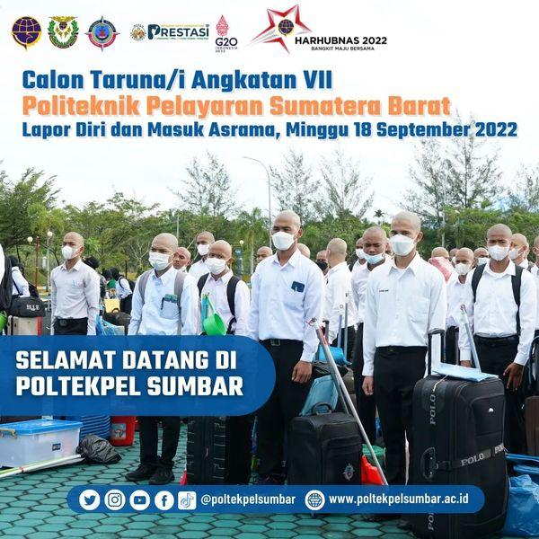 CALON TARUNA/I ANGKATAN VII POLTEKPEL SUMBAR MULAI MEMASUKI KAMPUS